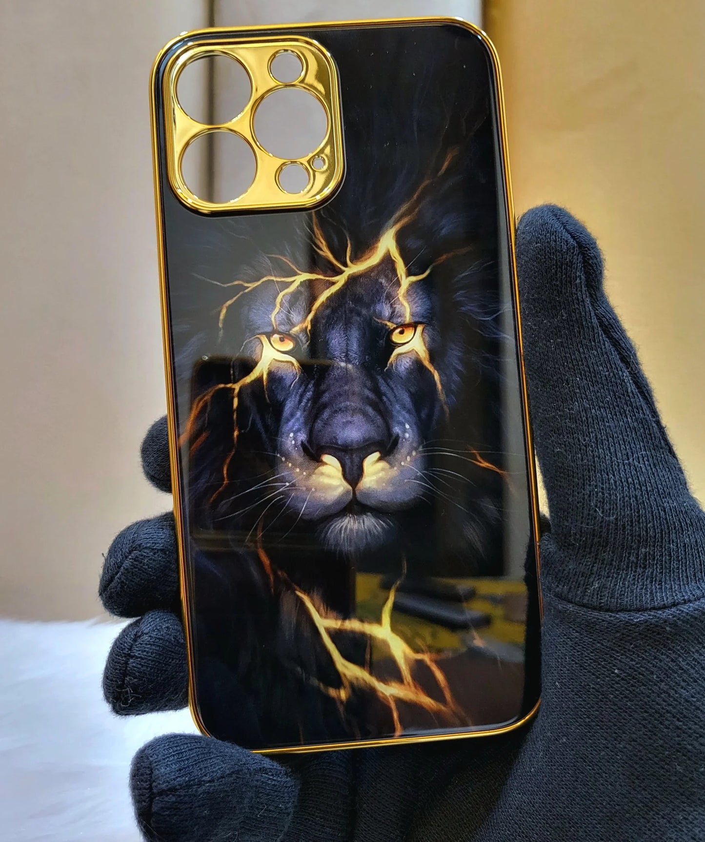 Premium Glass Lion Pattern luxurious Designer back Case Cover