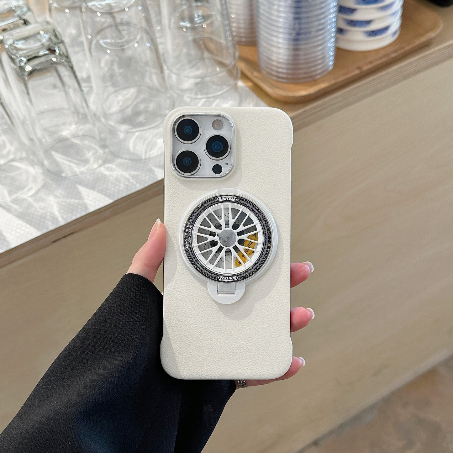 Fashionable Rotating Gyroscopic Design Case- iPhone
