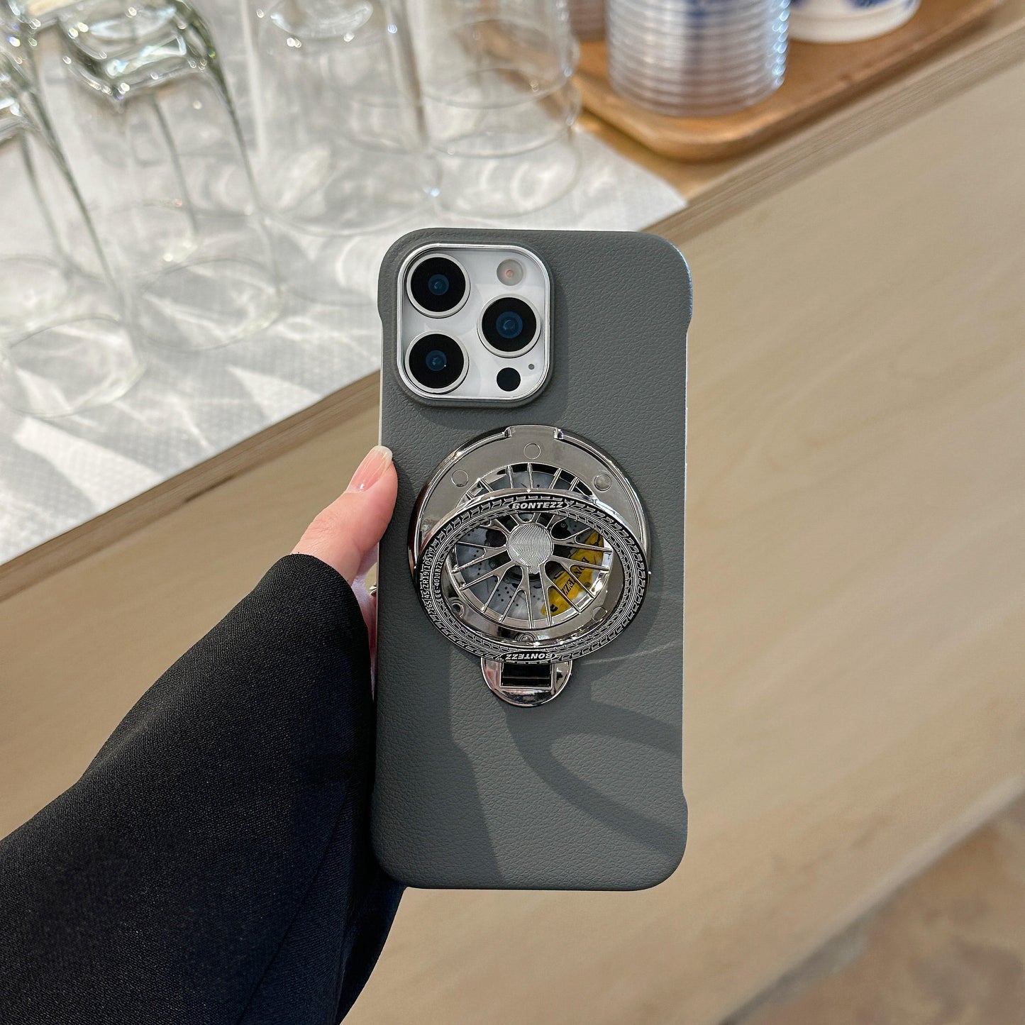 Fashionable Rotating Gyroscopic Design Case- iPhone