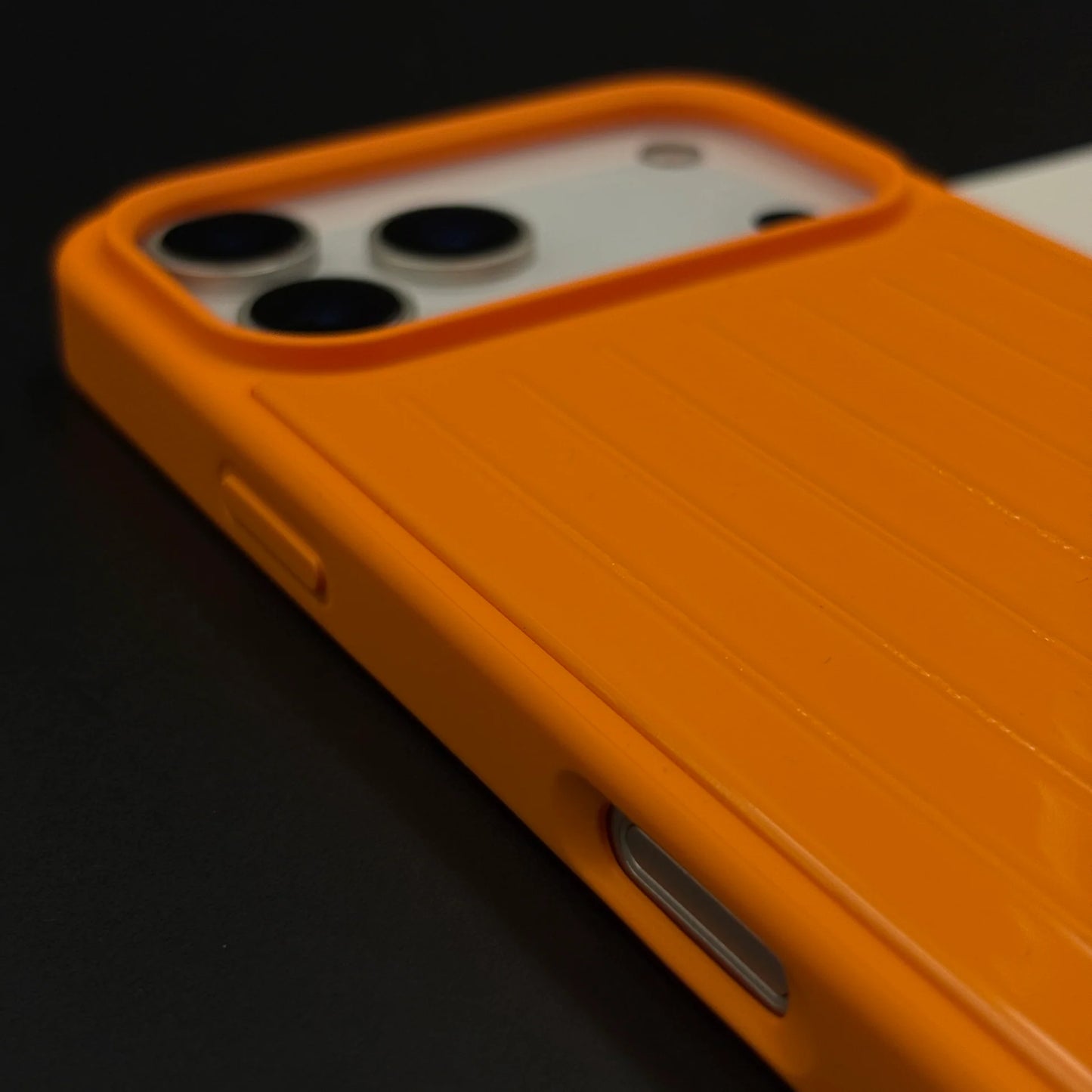 Luggage Brand RM Vertical Ribbed Magsafe Case- iPhone