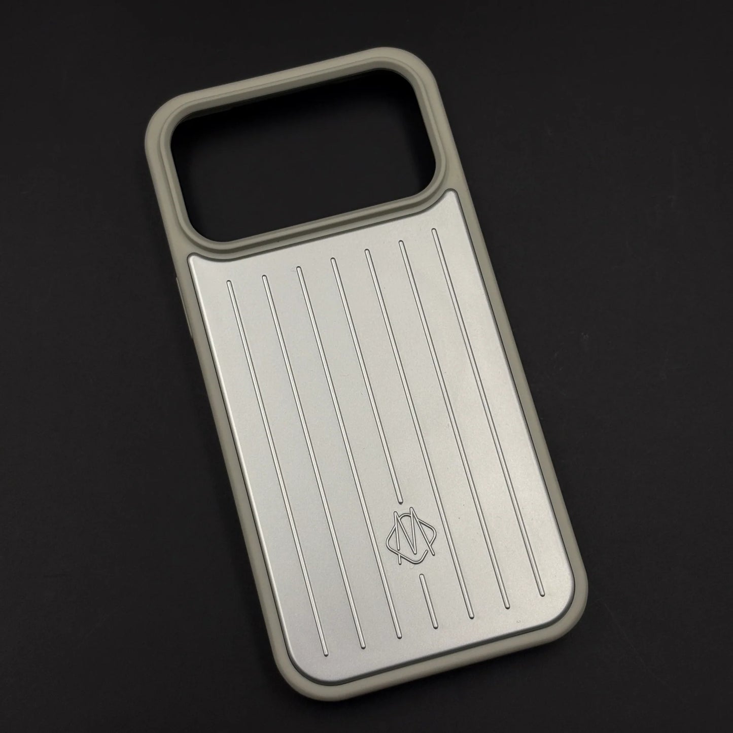 Luggage Brand RM Vertical Ribbed Magsafe Case- iPhone