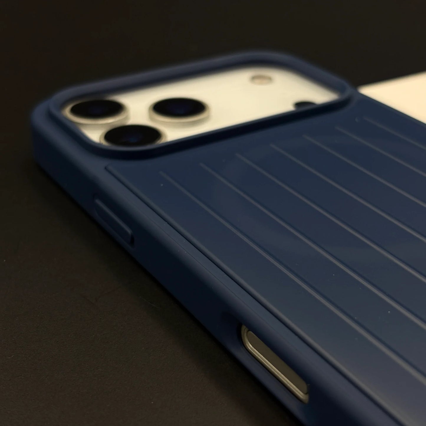 Luggage Brand RM Vertical Ribbed Magsafe Case- iPhone