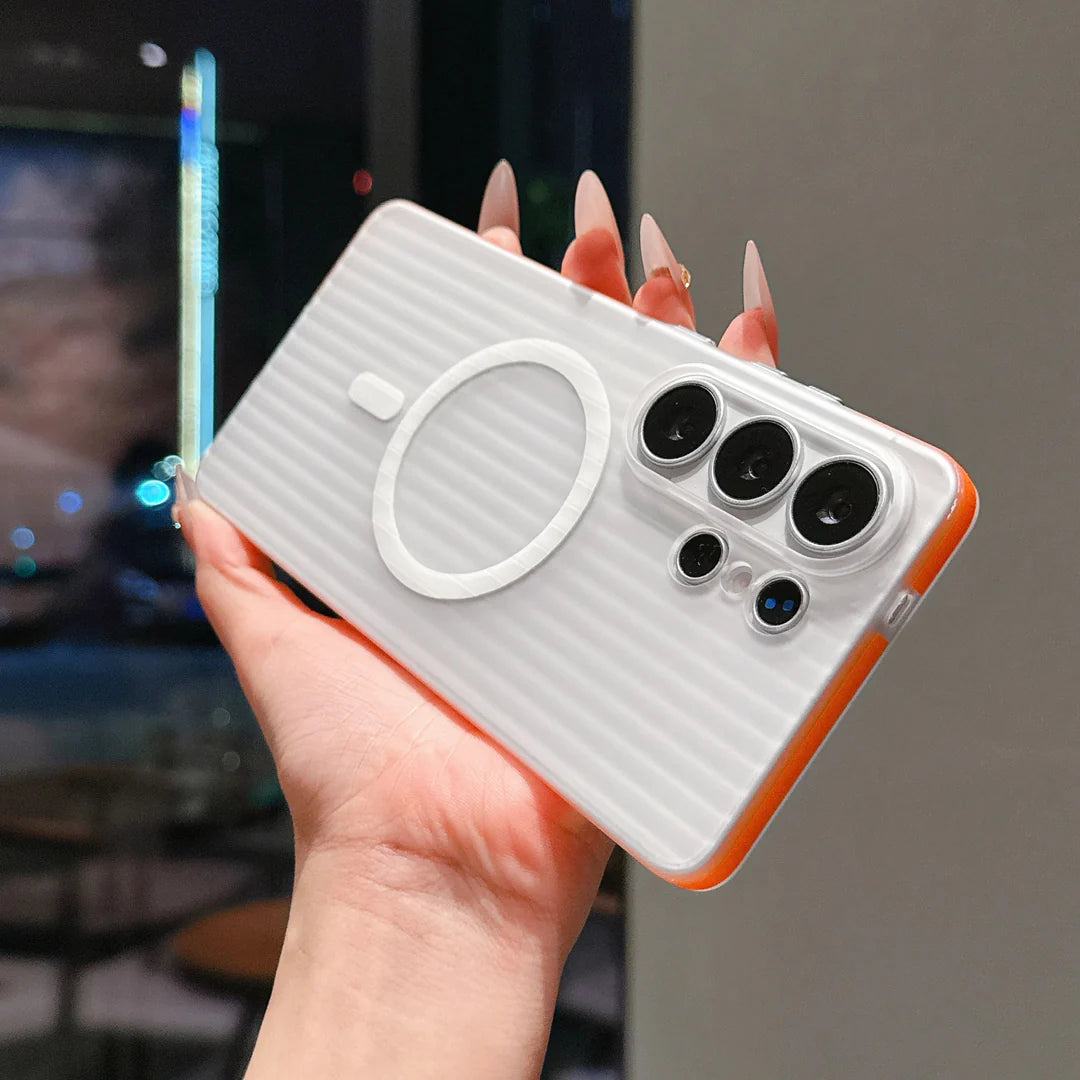 Crystaluxe Anti-Yellow MagSafe Case