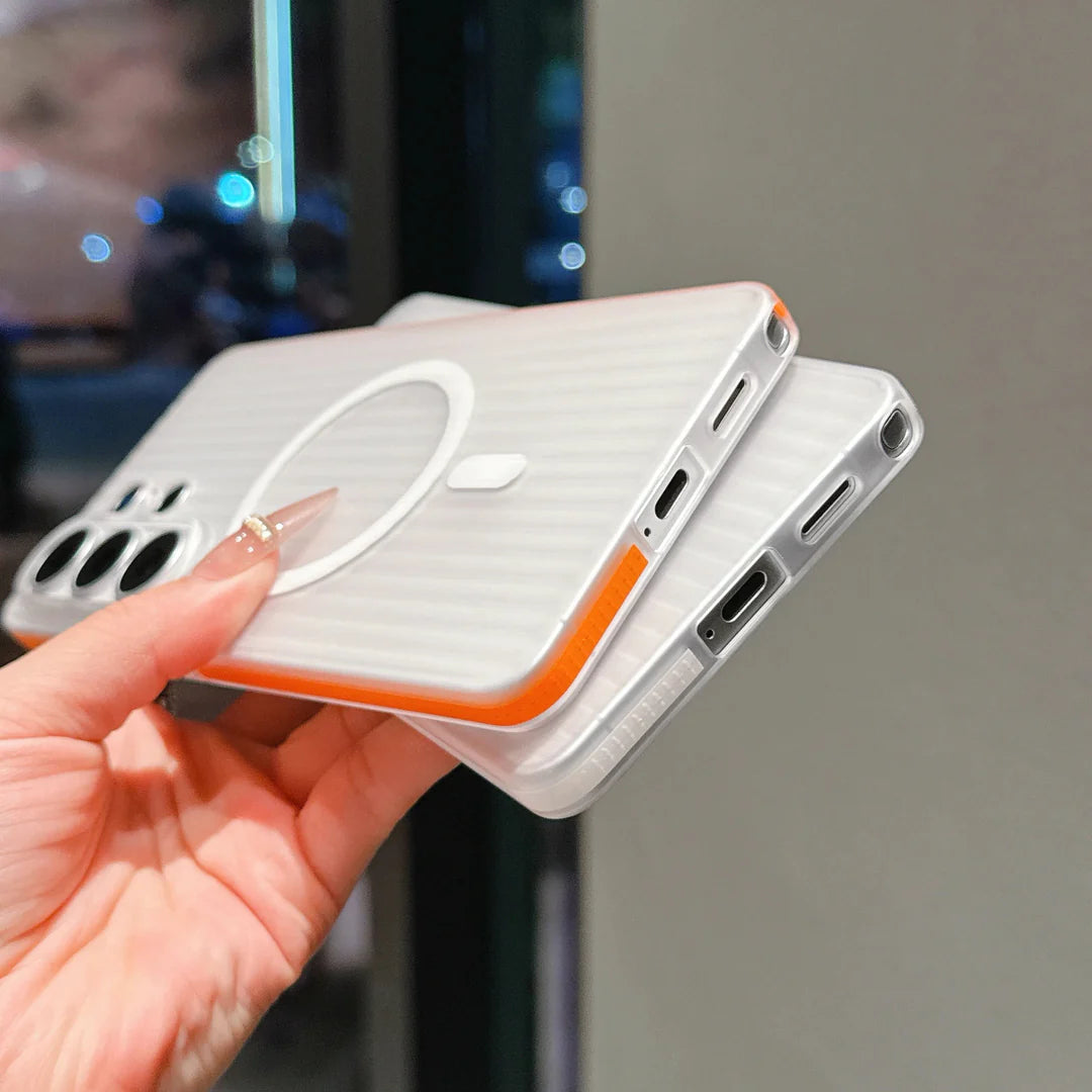 Crystaluxe Anti-Yellow MagSafe Case